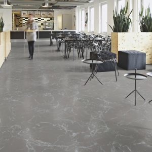 Vinilinės grindys plytelėmis Forbo Allura Material grey marble (100x100 cm)